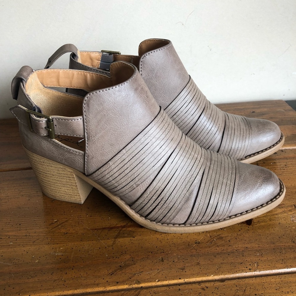 Tan Booties Qupid